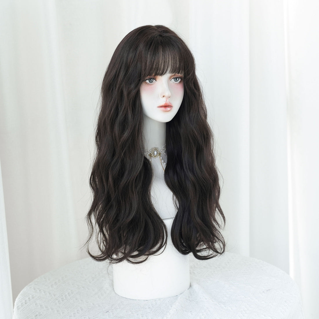 SAKUMETA Dark Black Wavy Wig with Wipsy Bang